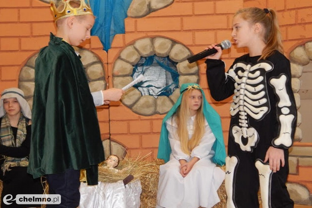 W Dwójce też przygotowaliśmy piękne Jasełka.