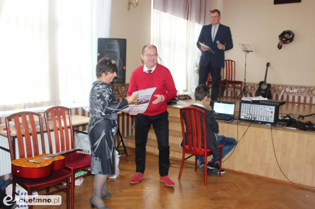 Dzień Patrona w ZS nr 2: kolędy znane i mniej znane.