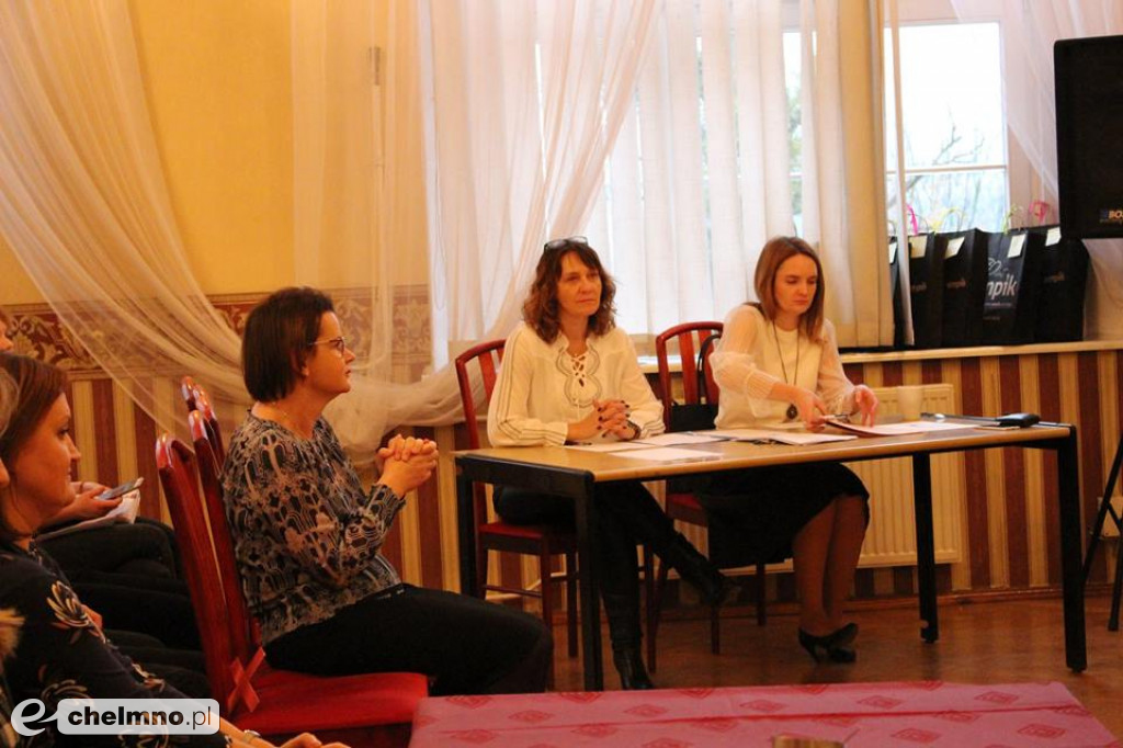 Dzień Patrona w ZS nr 2: kolędy znane i mniej znane.