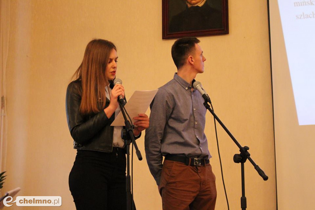 Dzień Patrona w ZS nr 2: kolędy znane i mniej znane.