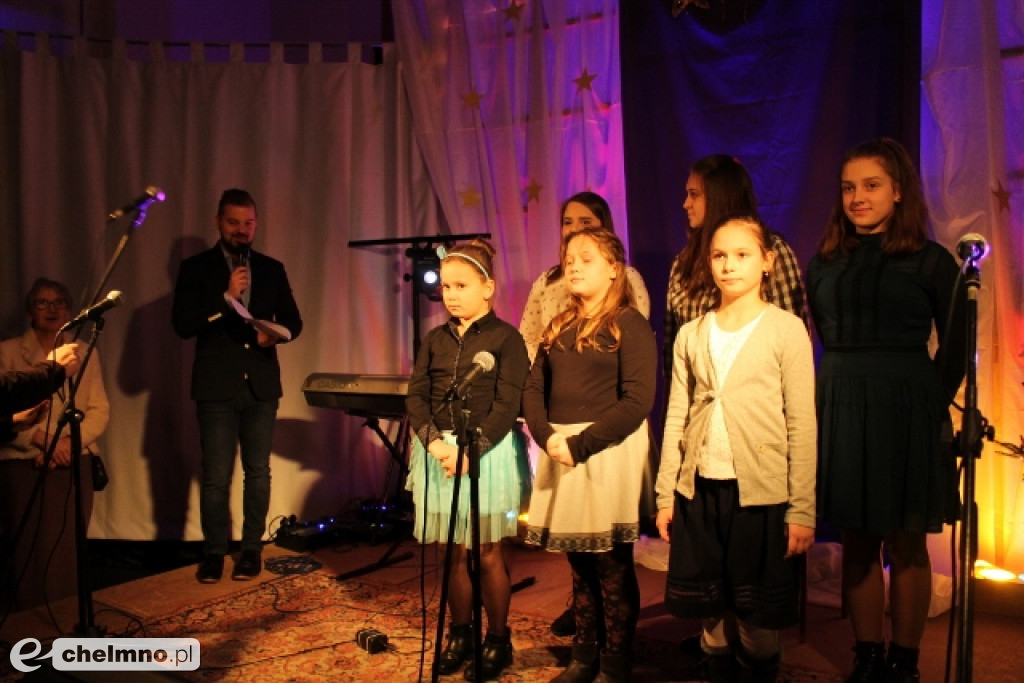 Jak oni pięknie śpiewali! Relacja z konkursu kolęd i pastorałek.