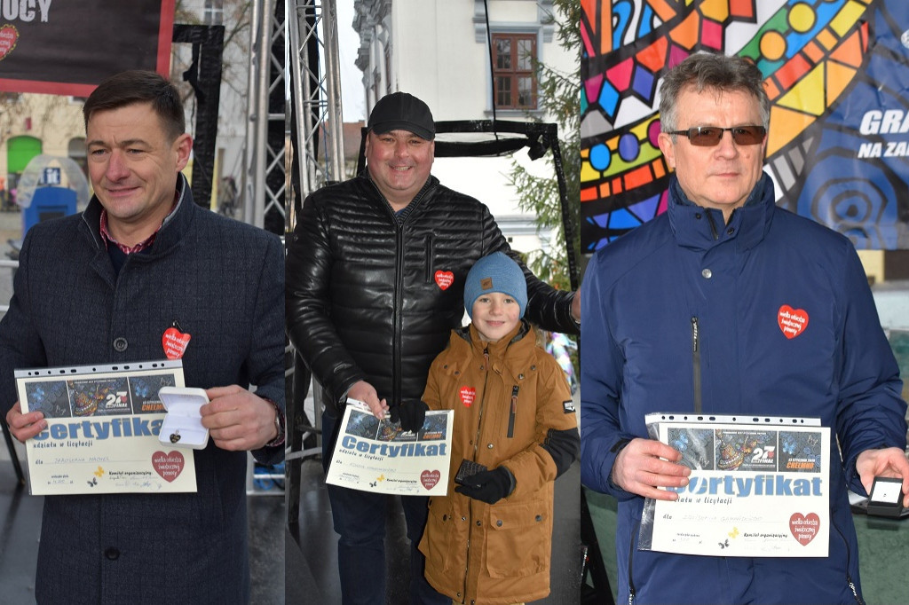 Zacięta walka na licytacji o złote serduszko WOŚP! Kto je kupił?