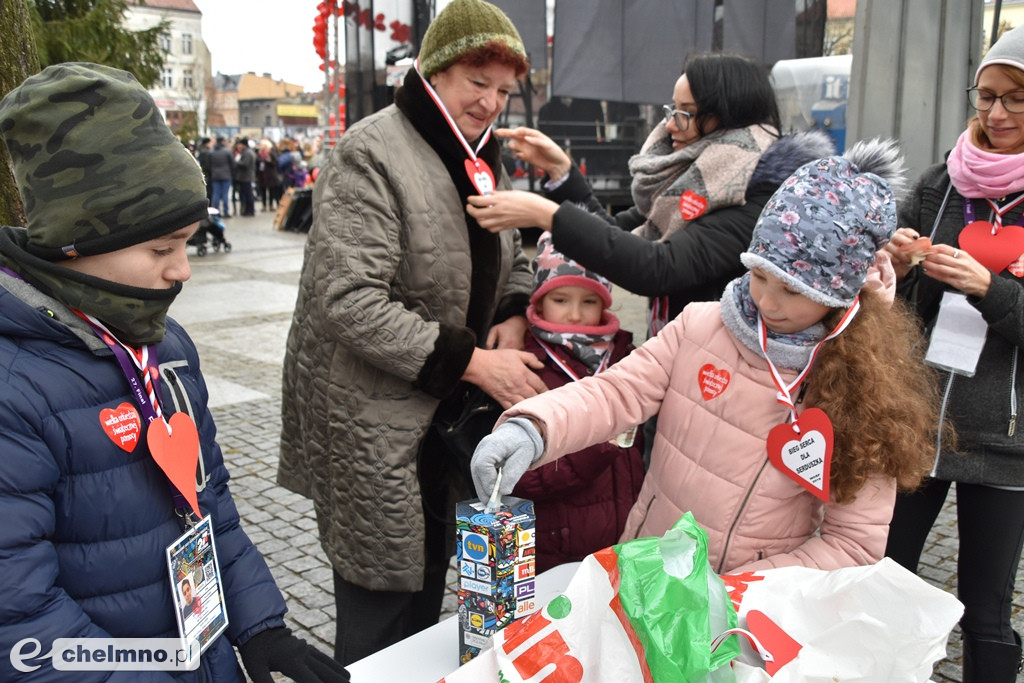 Zacięta walka na licytacji o złote serduszko WOŚP! Kto je kupił?