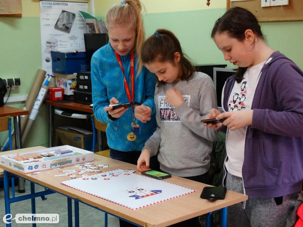 Ferie z nauką programowania na wesoło w SP4.