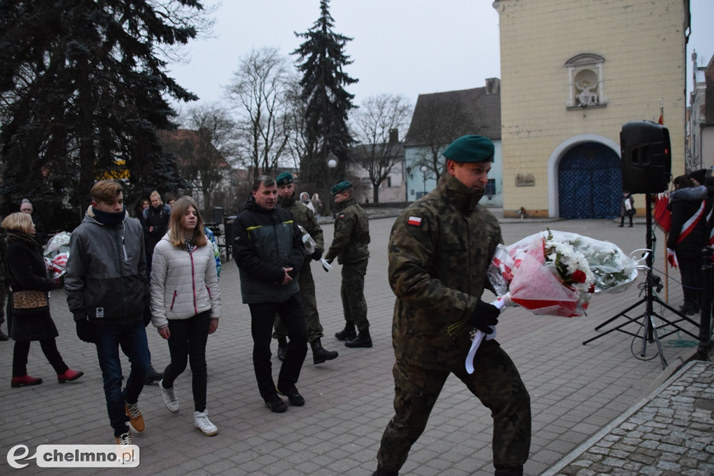 Patriotyczna uroczystość przy Grobie Nieznanego Żołnierza.