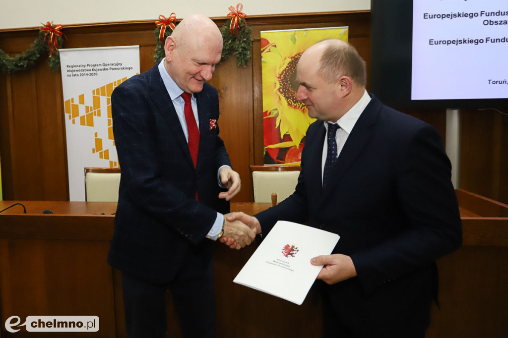 Umowy: infrastruktura, nowoczesny sprzęt i wsparcie dla biznesu.