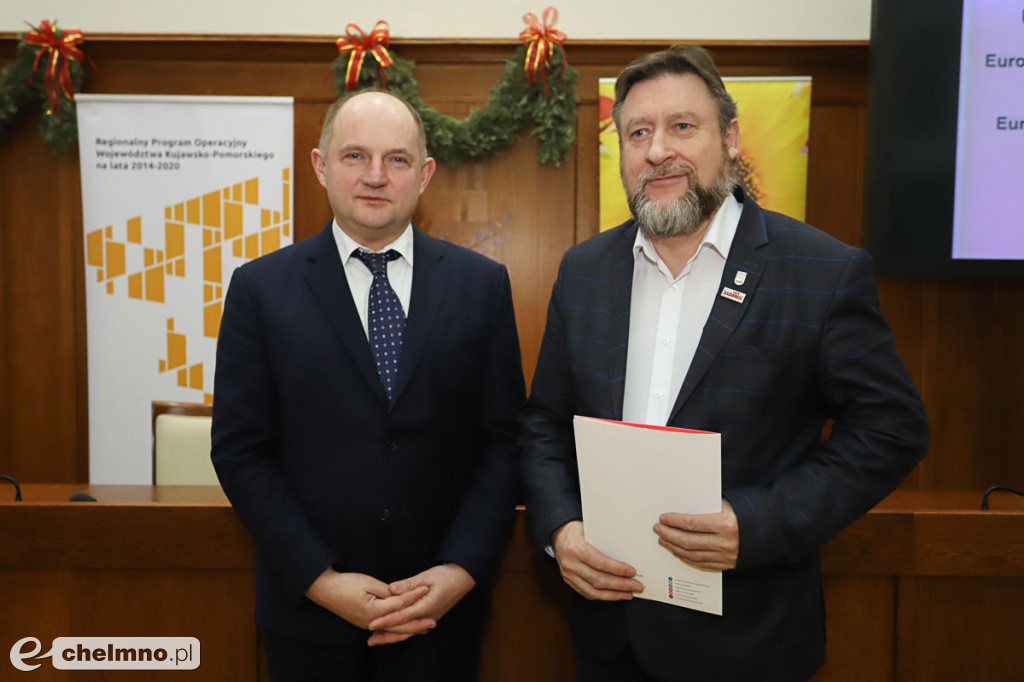 Umowy: infrastruktura, nowoczesny sprzęt i wsparcie dla biznesu.