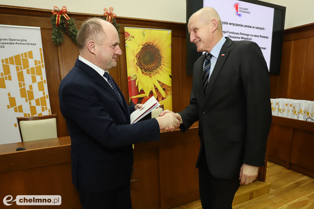 Umowy: infrastruktura, nowoczesny sprzęt i wsparcie dla biznesu.