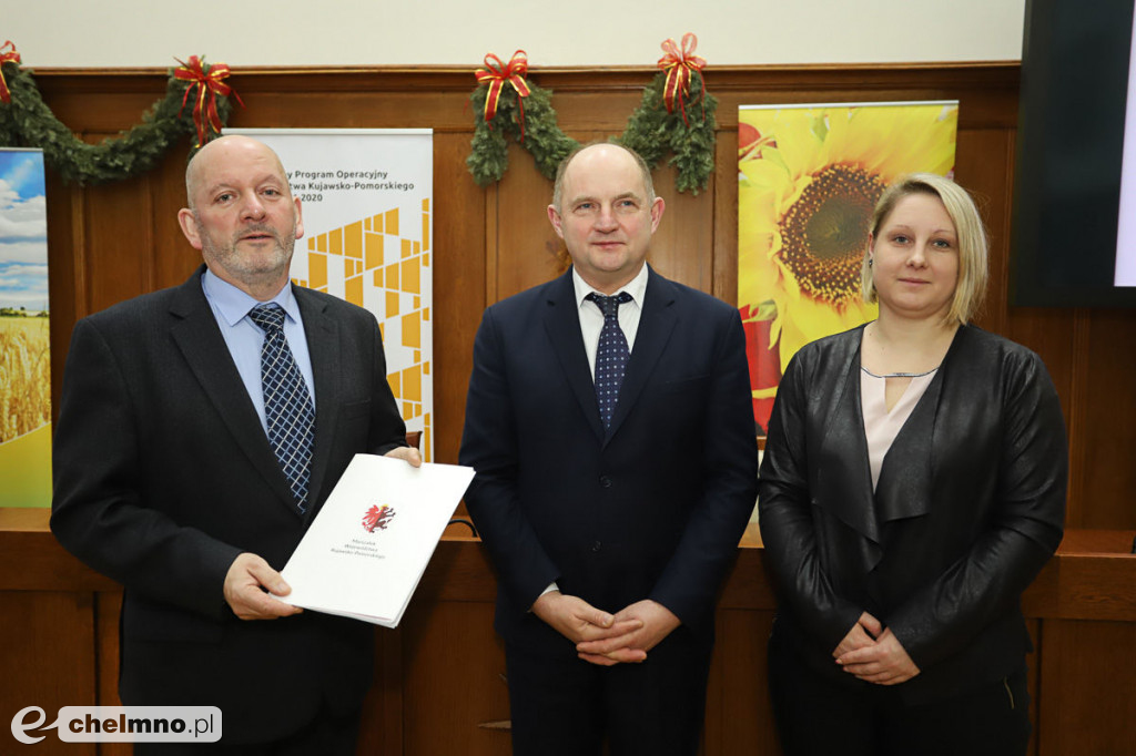 Umowy: infrastruktura, nowoczesny sprzęt i wsparcie dla biznesu.