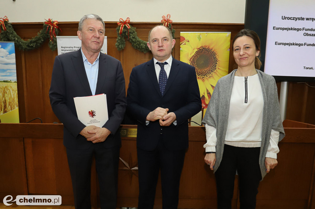 Umowy: infrastruktura, nowoczesny sprzęt i wsparcie dla biznesu.