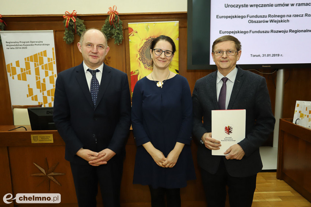 Umowy: infrastruktura, nowoczesny sprzęt i wsparcie dla biznesu.