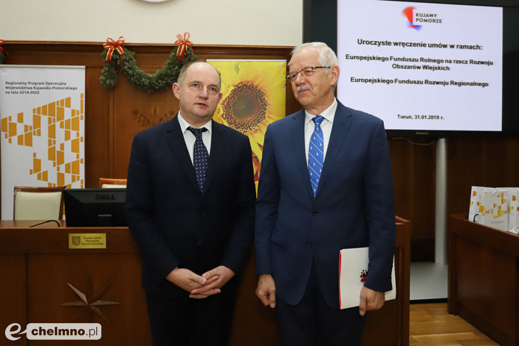 Umowy: infrastruktura, nowoczesny sprzęt i wsparcie dla biznesu.