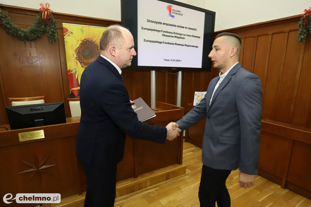 Umowy: infrastruktura, nowoczesny sprzęt i wsparcie dla biznesu.