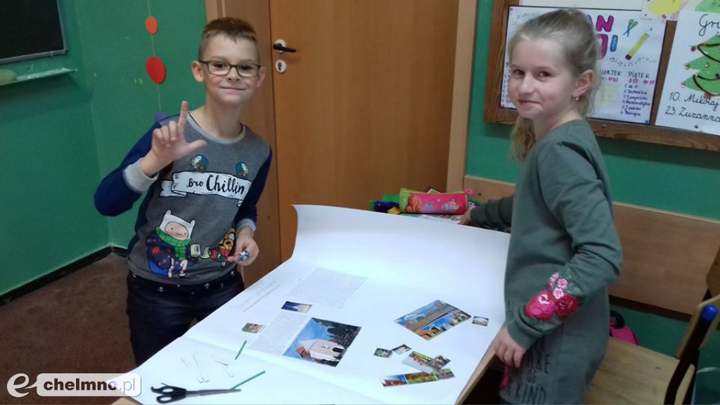 Uczniowie Czwórki próbują ocalić od zapomnienia.