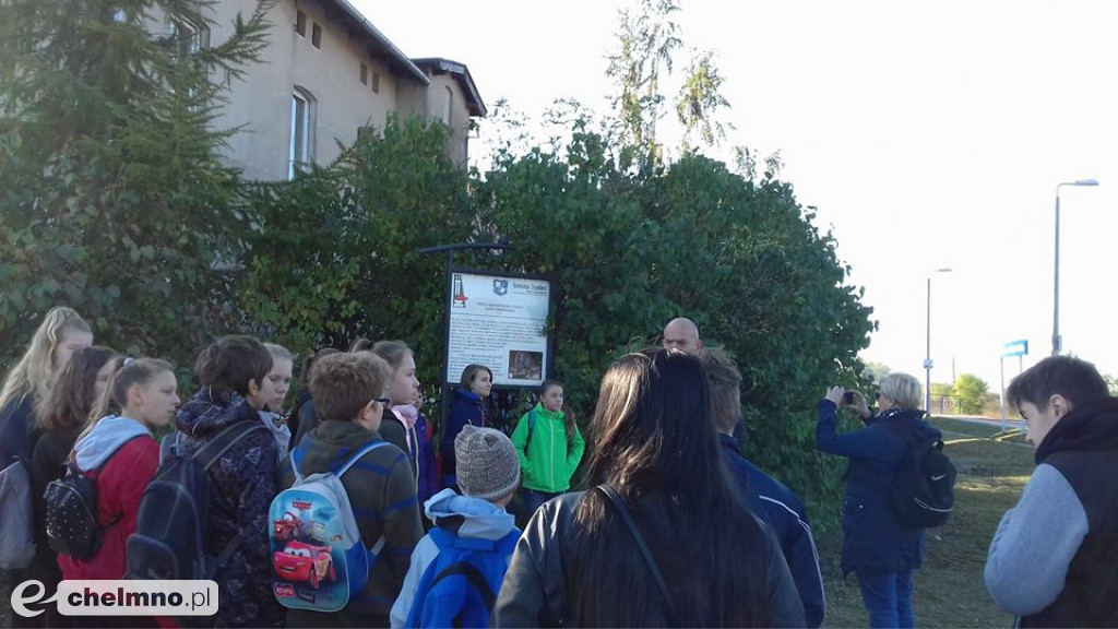 Uczniowie Czwórki próbują ocalić od zapomnienia.