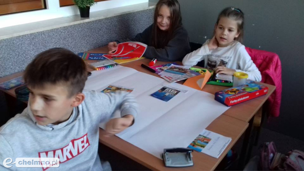 Uczniowie Czwórki próbują ocalić od zapomnienia.
