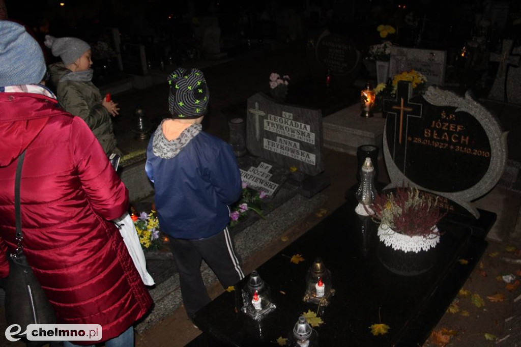 Uczniowie Czwórki próbują ocalić od zapomnienia.
