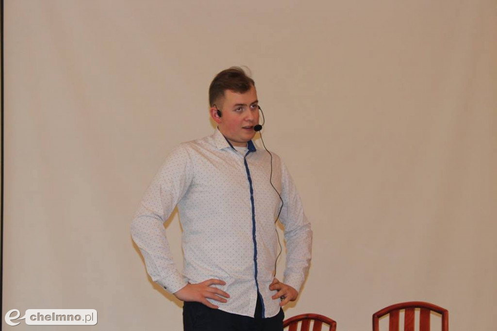 Wesoło i strasznie: ostatnie klasy rządziły w szkołach.