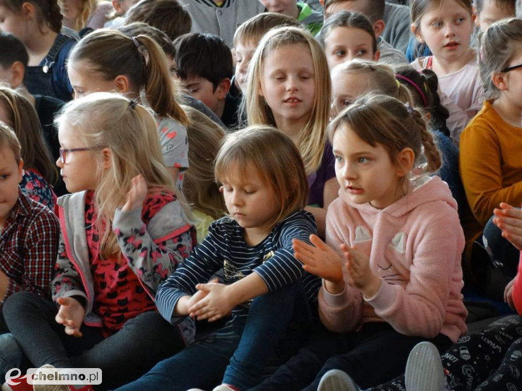 Prezentacja barwy dźwięków cymbałów.