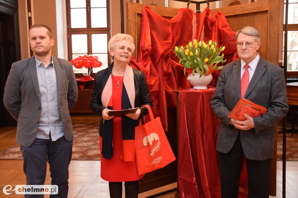 Otwarcie wystawy pocztówek miłosnych #LOVEPME.