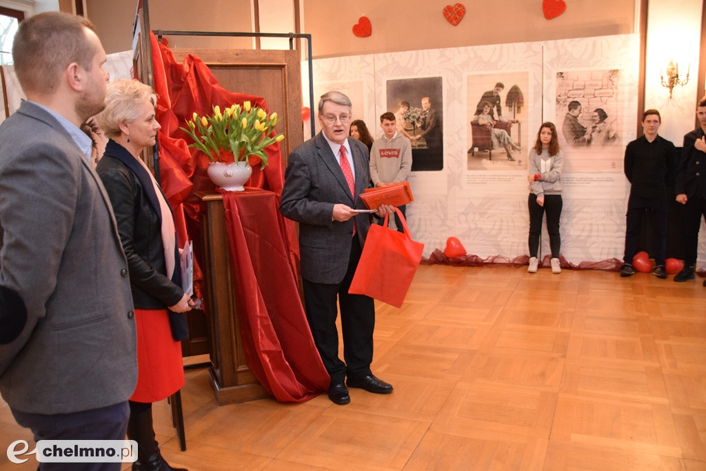 Otwarcie wystawy pocztówek miłosnych #LOVEPME.