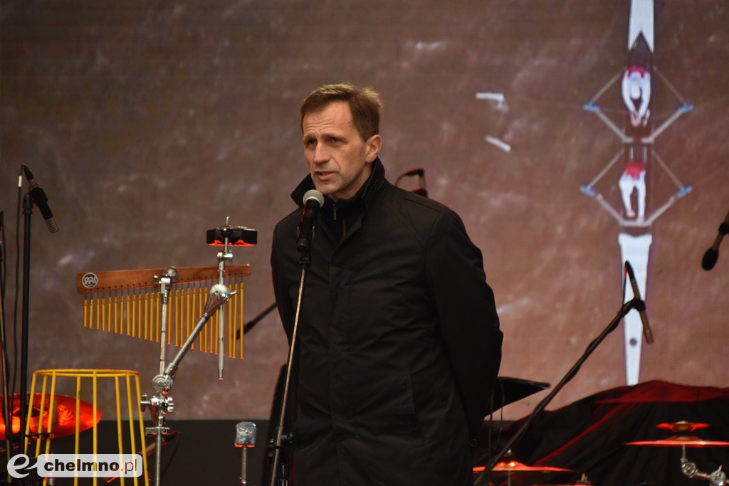 Otwarcie Walentynek i koncert laureatów Festiwalu Piosenki.