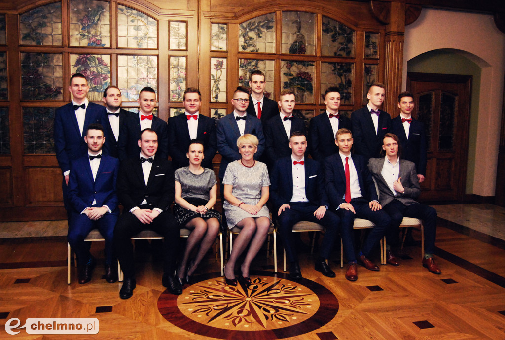 Bal Studniówkowy uczniów ZS CKP z Grubna.