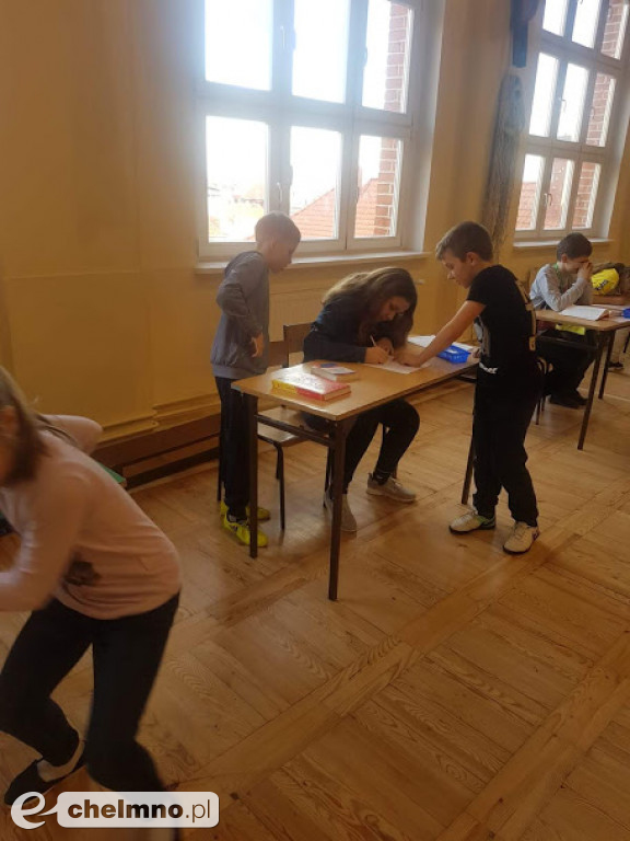 Szkolny turniej sztafety ortograficznej w Dwójce