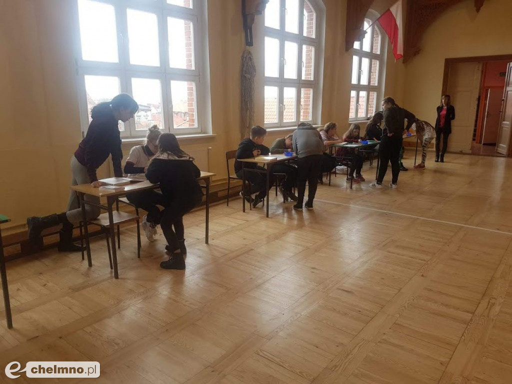 Szkolny turniej sztafety ortograficznej w Dwójce