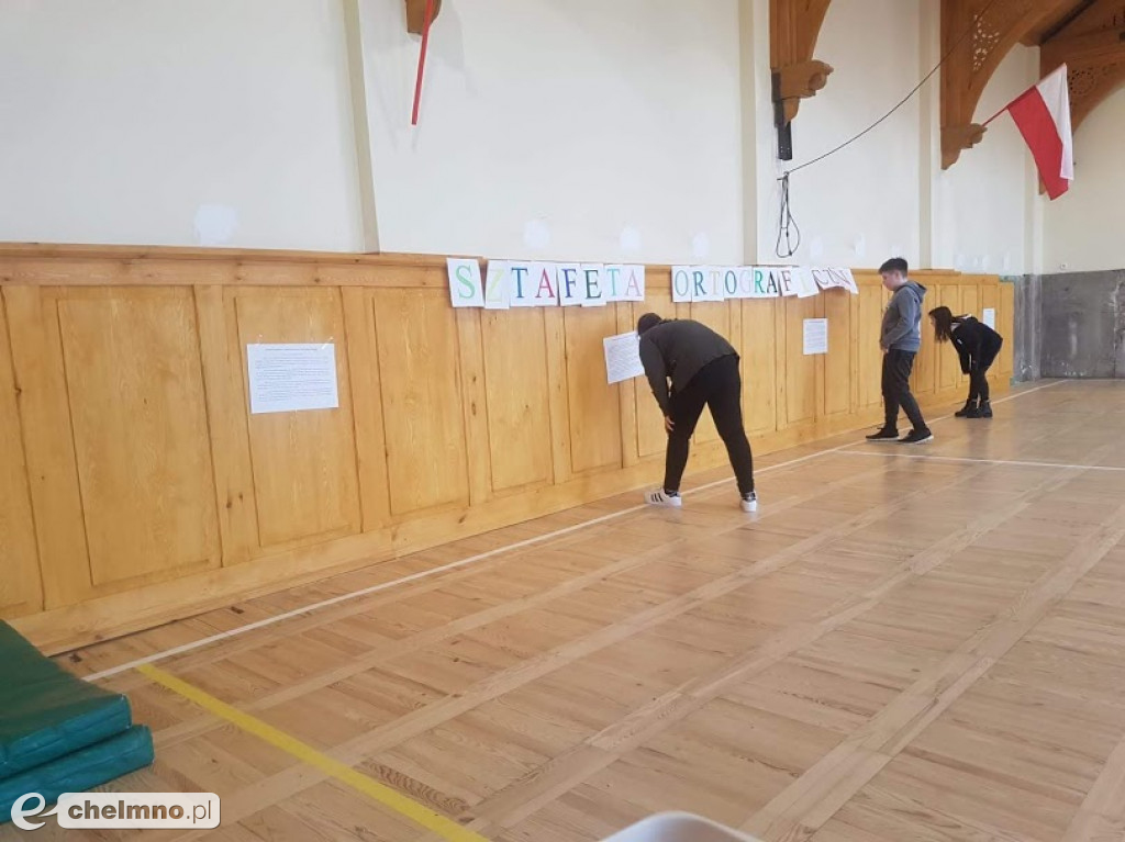Szkolny turniej sztafety ortograficznej w Dwójce