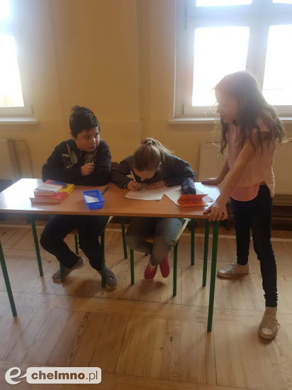 Szkolny turniej sztafety ortograficznej w Dwójce
