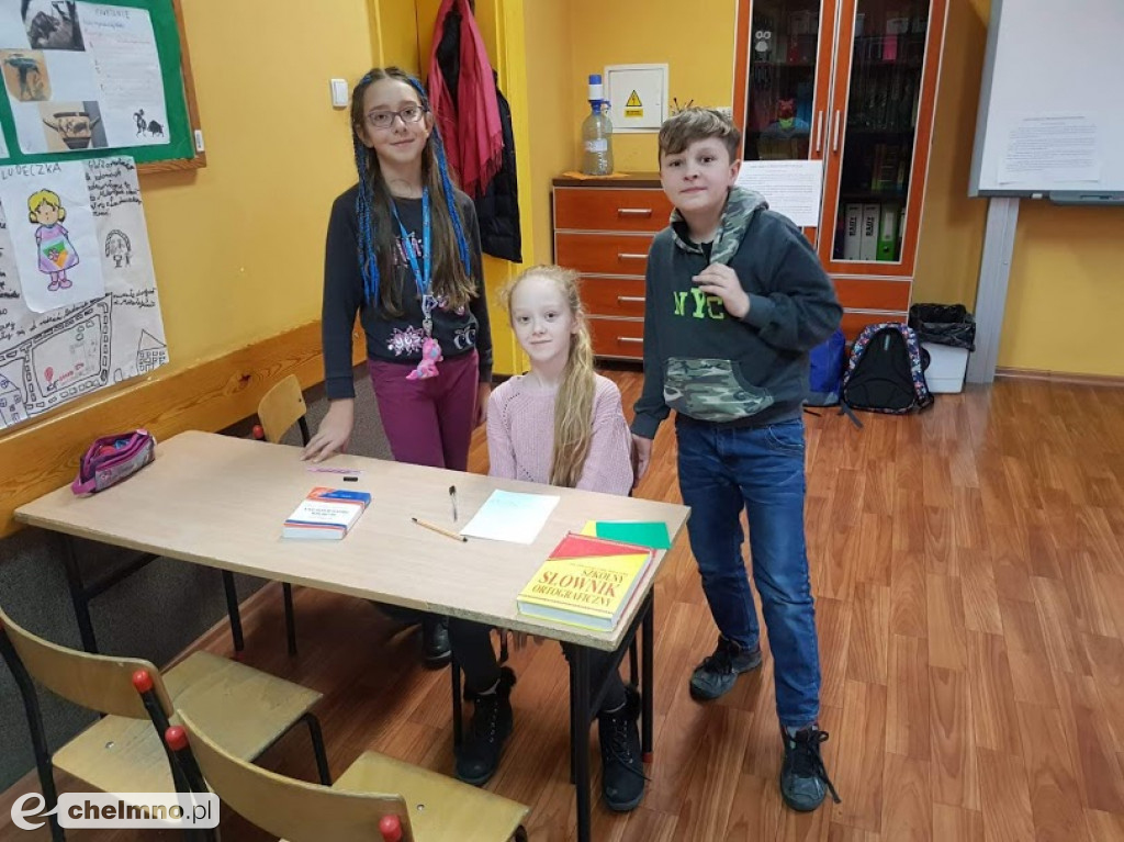 Szkolny turniej sztafety ortograficznej w Dwójce