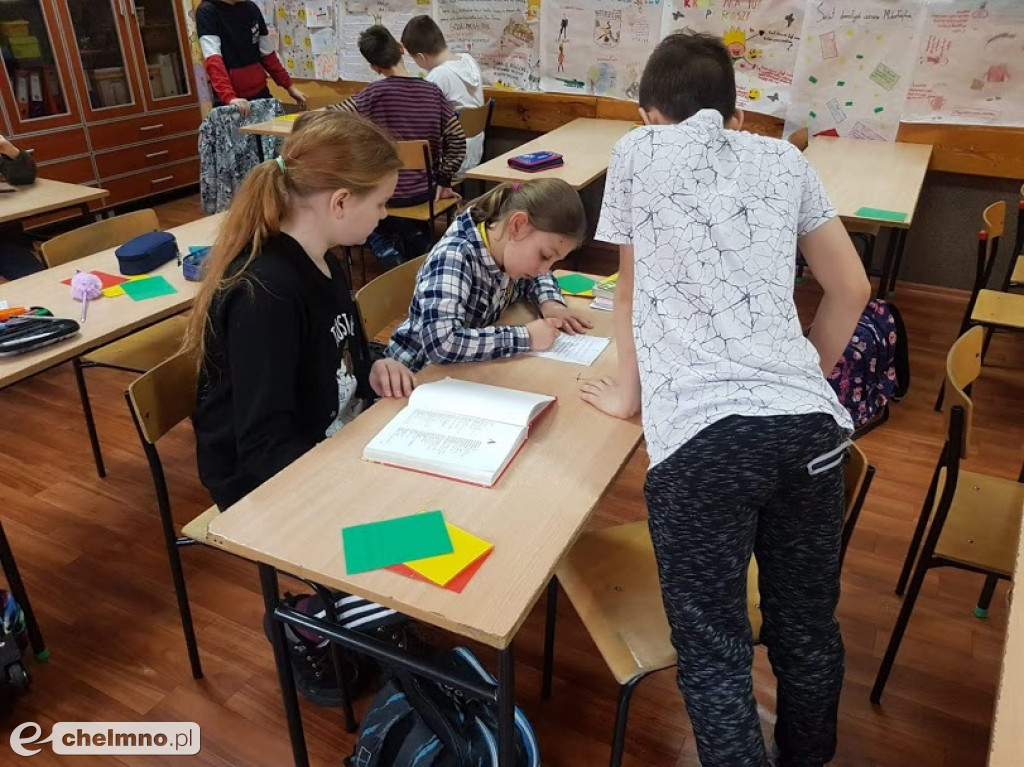 Szkolny turniej sztafety ortograficznej w Dwójce