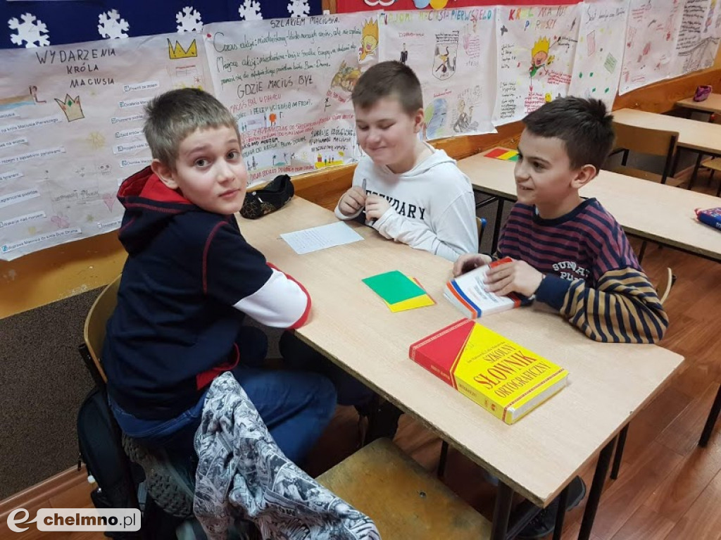 Szkolny turniej sztafety ortograficznej w Dwójce