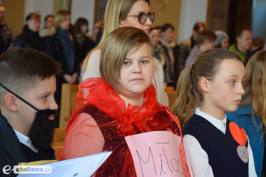 Wspólna Eucharystia uczniów Katolika