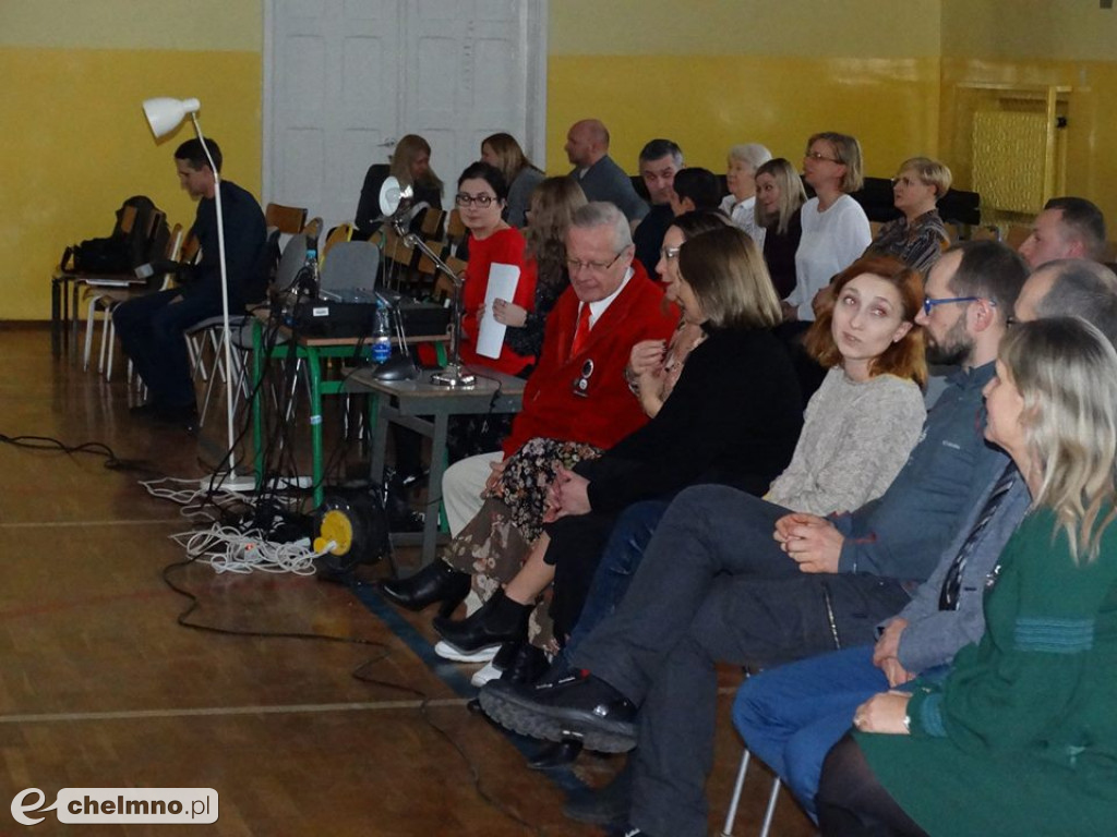 Spektakl teatralny w Czwórce