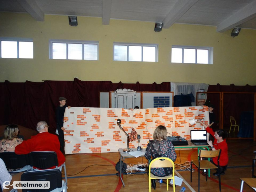 Spektakl teatralny w Czwórce