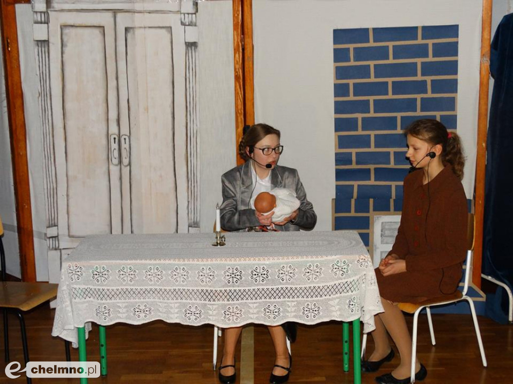 Spektakl teatralny w Czwórce