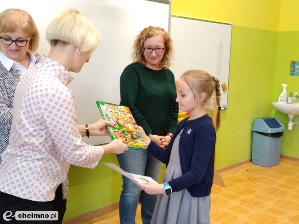 Dzień Dinozaura i sukces w zmaganiach z wiedzą o baśniach