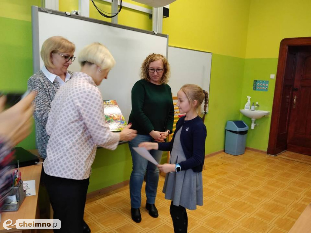 Dzień Dinozaura i sukces w zmaganiach z wiedzą o baśniach