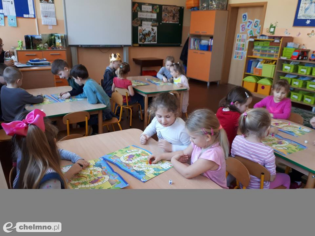 Dzień Dinozaura i sukces w zmaganiach z wiedzą o baśniach