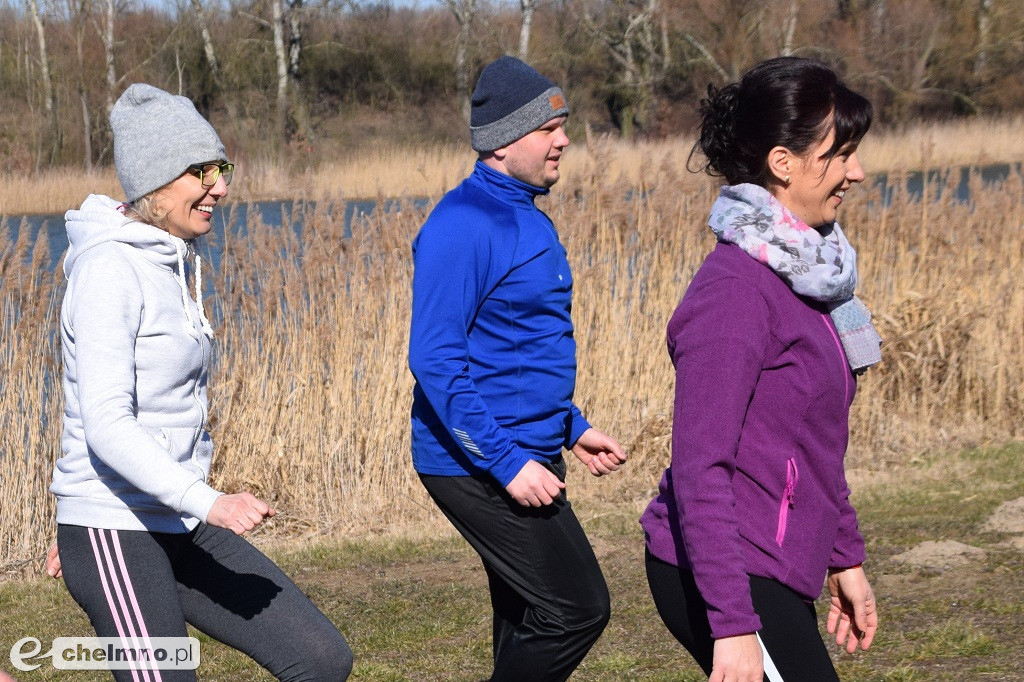 Rozgrzewka w rytmie zumby i karnawałowe MORSowanie
