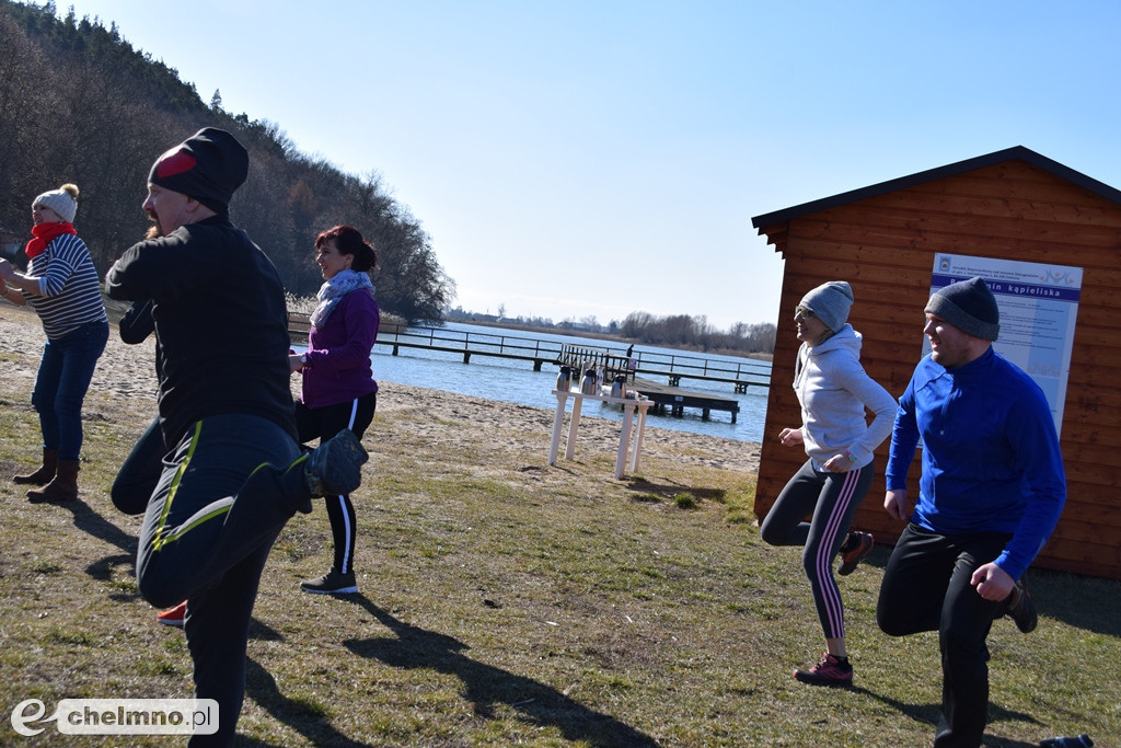 Rozgrzewka w rytmie zumby i karnawałowe MORSowanie