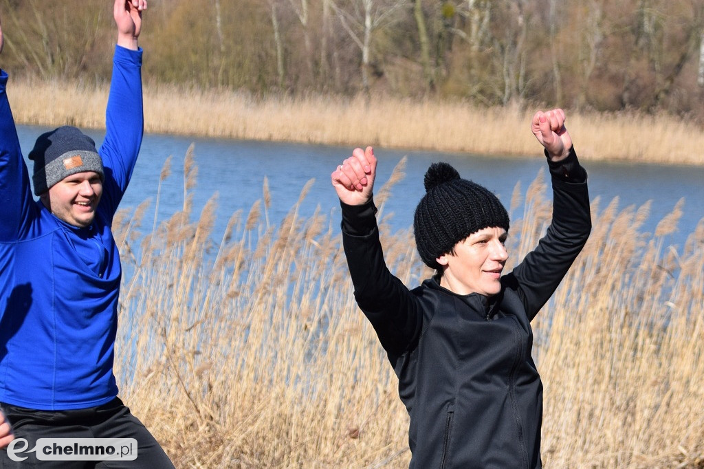 Rozgrzewka w rytmie zumby i karnawałowe MORSowanie