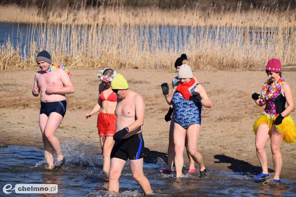 Rozgrzewka w rytmie zumby i karnawałowe MORSowanie