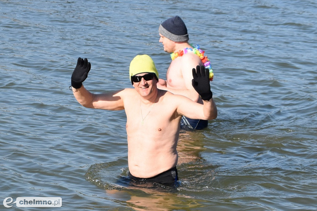 Rozgrzewka w rytmie zumby i karnawałowe MORSowanie