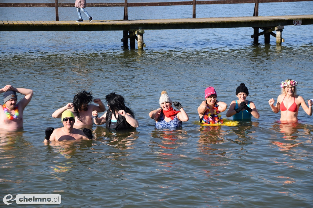 Rozgrzewka w rytmie zumby i karnawałowe MORSowanie