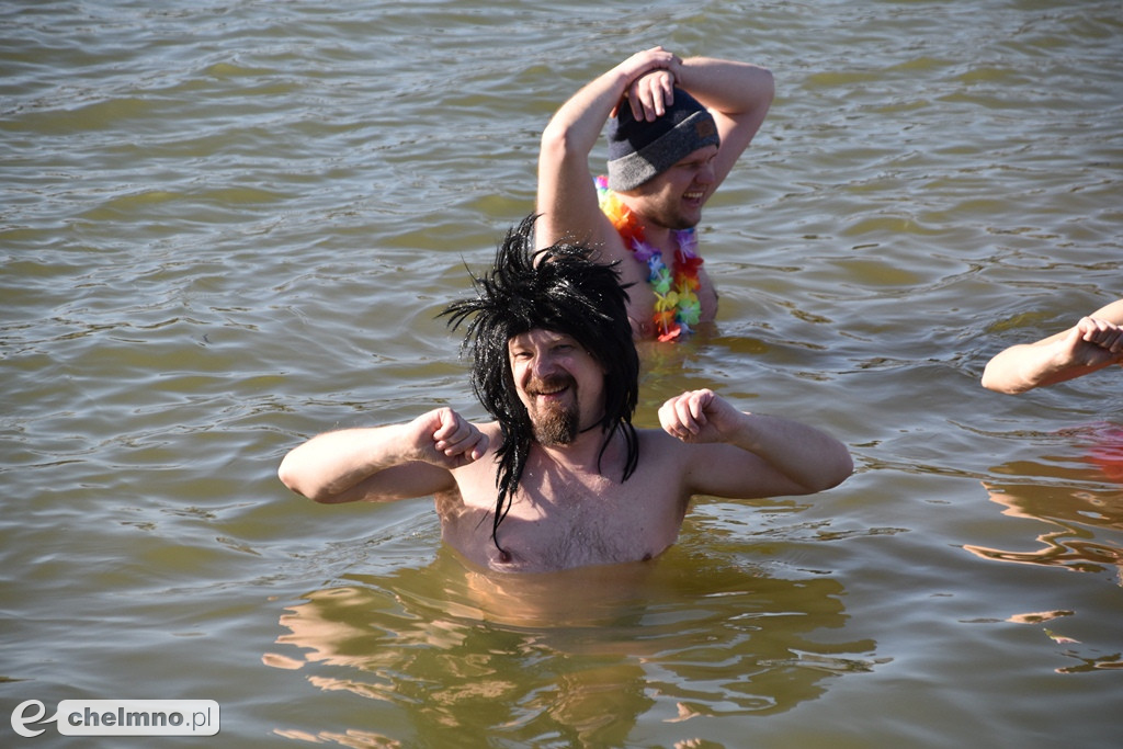 Rozgrzewka w rytmie zumby i karnawałowe MORSowanie