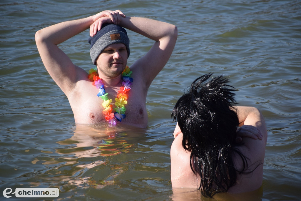 Rozgrzewka w rytmie zumby i karnawałowe MORSowanie