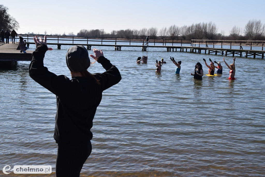 Rozgrzewka w rytmie zumby i karnawałowe MORSowanie